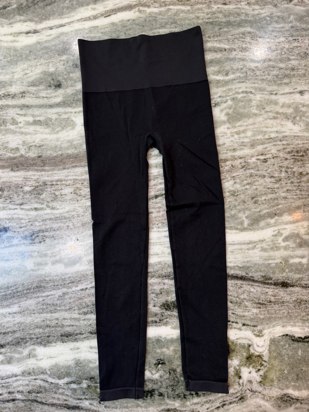 SPANX Black High-Rise Sculpting Leggings with Ankle Zips - Picture 3 of 5
